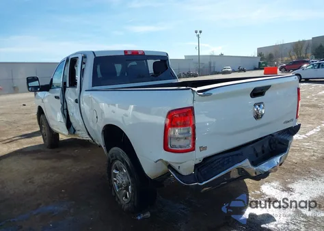 2024 Ram 2500 Tradesman 4X4 6'4 Box z USA, uszkodzony, nr VIN 3C6UR5CL9RG229240